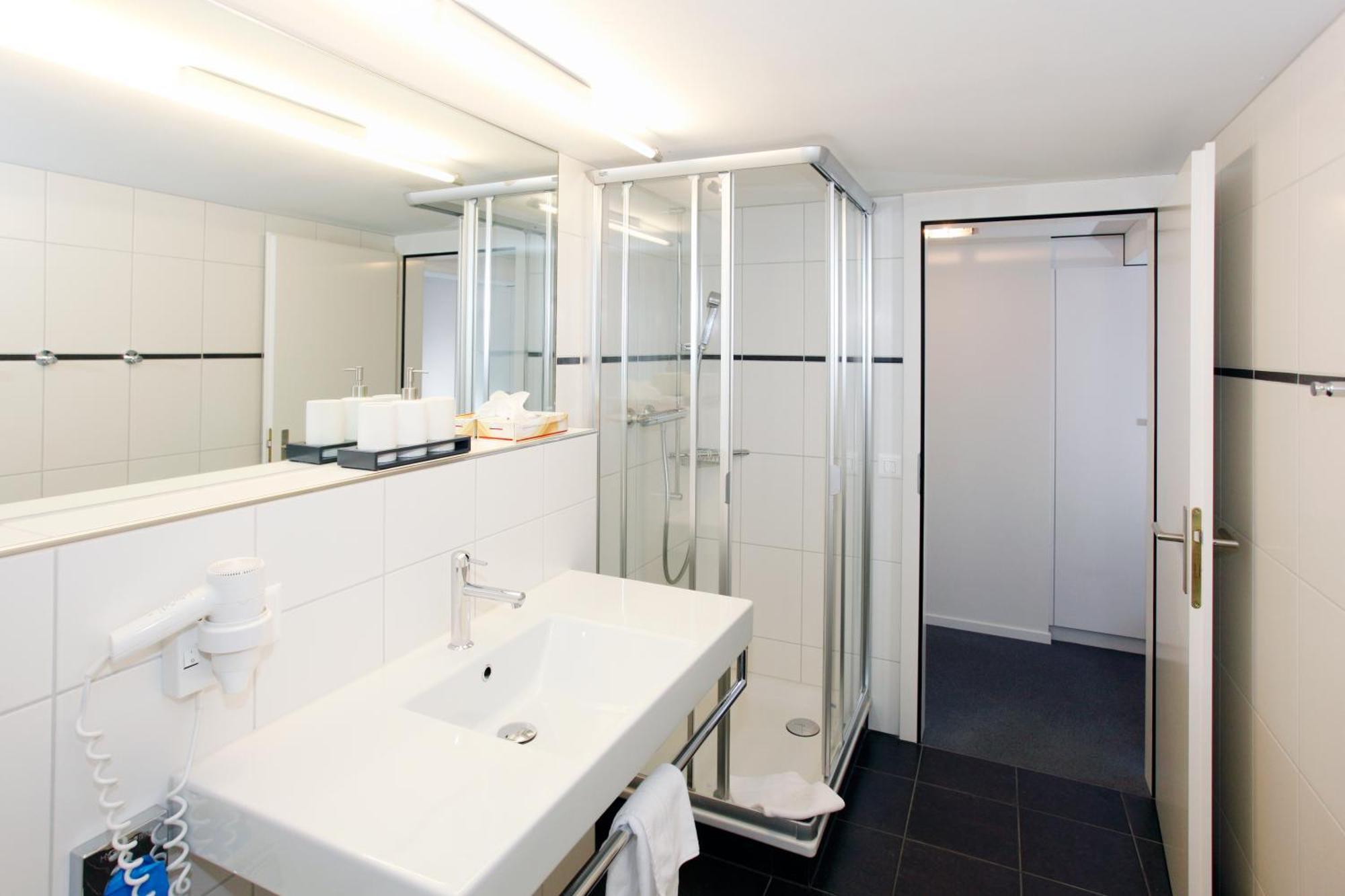 Hotel Krone Attinghausen Exteriör bild