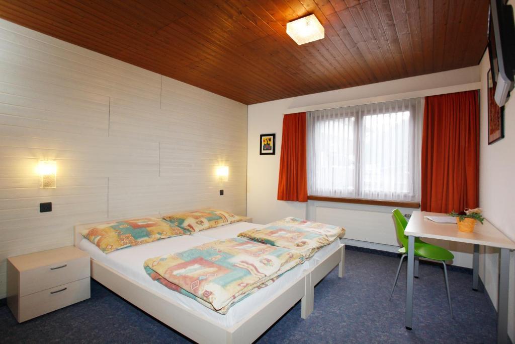 Hotel Krone Attinghausen Rum bild