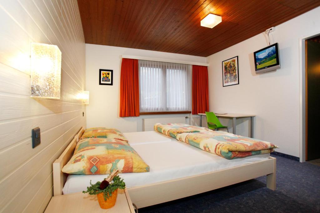Hotel Krone Attinghausen Rum bild