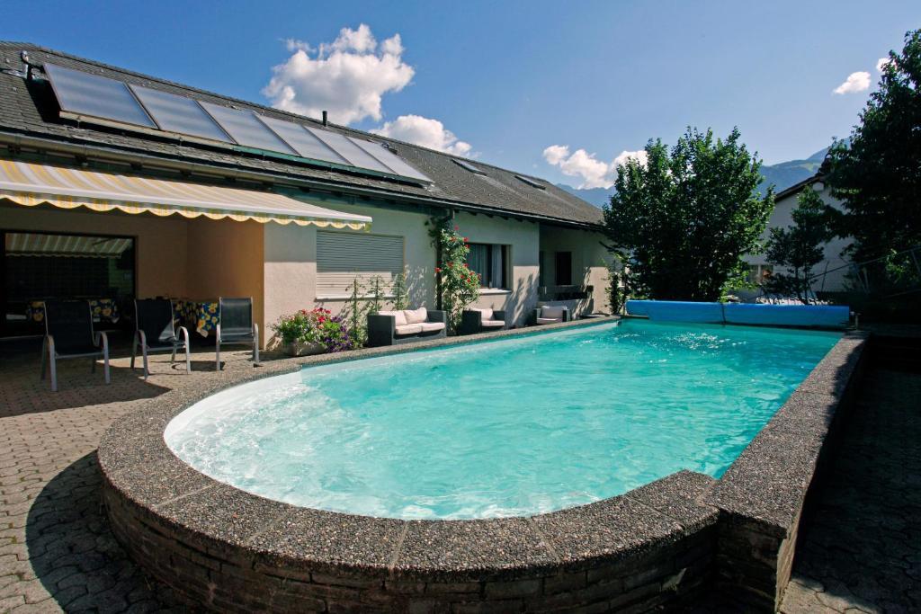 Hotel Krone Attinghausen Exteriör bild