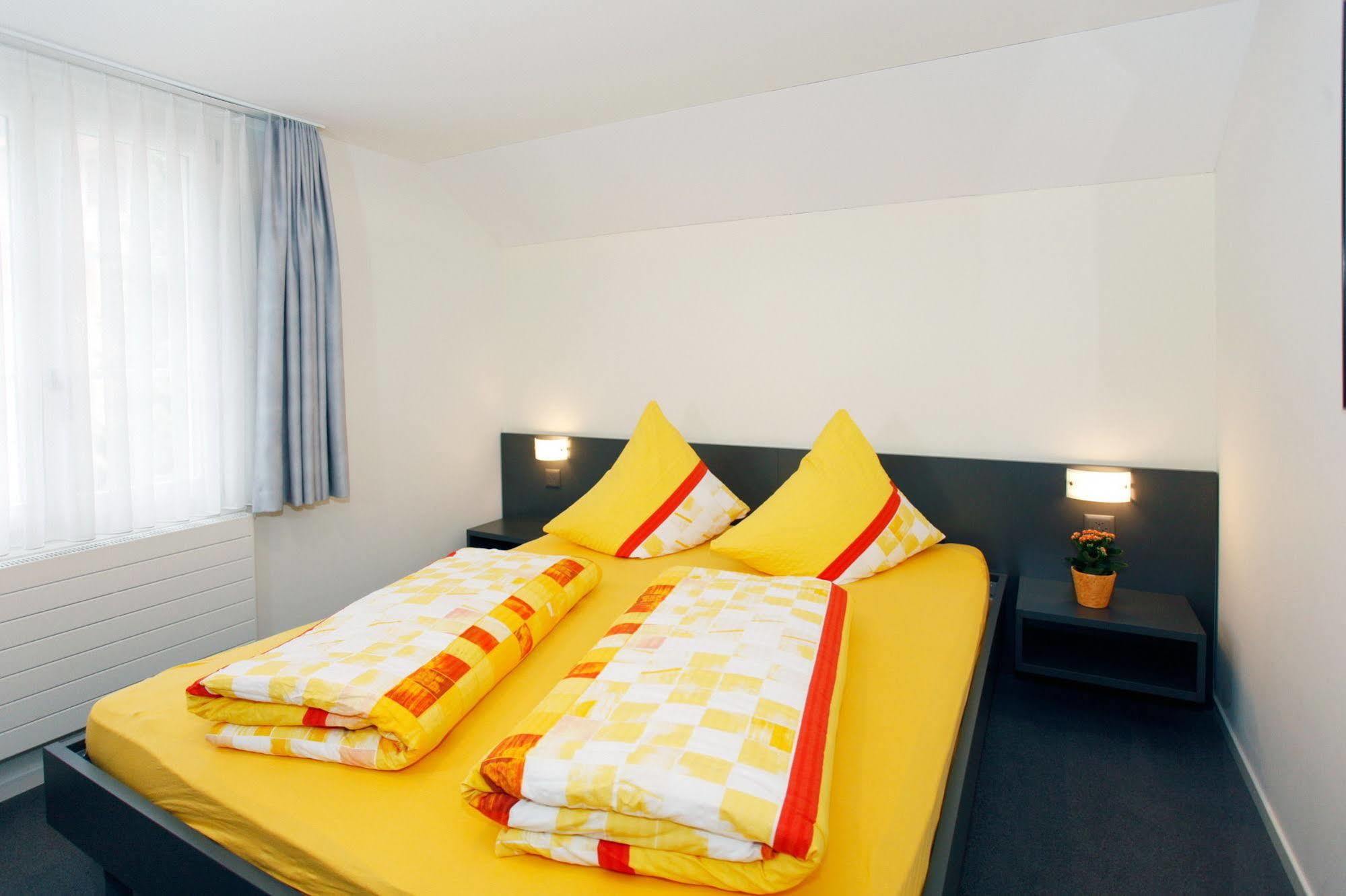 Hotel Krone Attinghausen Exteriör bild