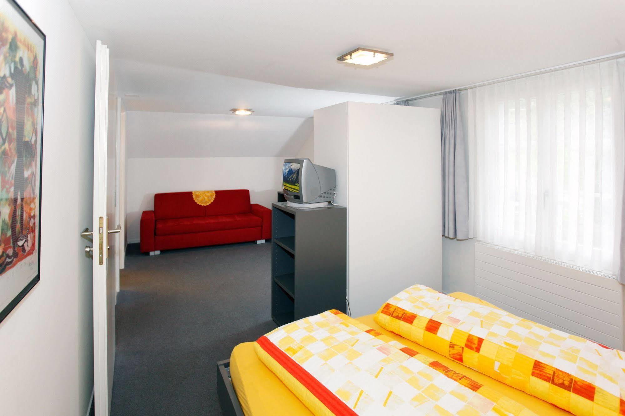 Hotel Krone Attinghausen Exteriör bild