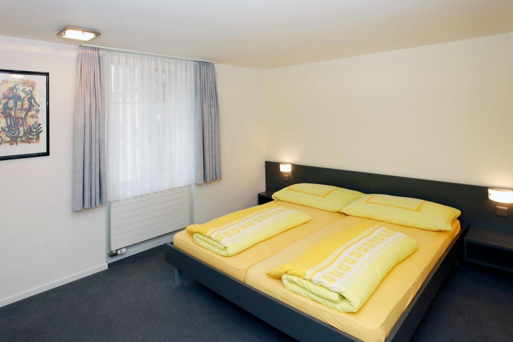 Hotel Krone Attinghausen Exteriör bild