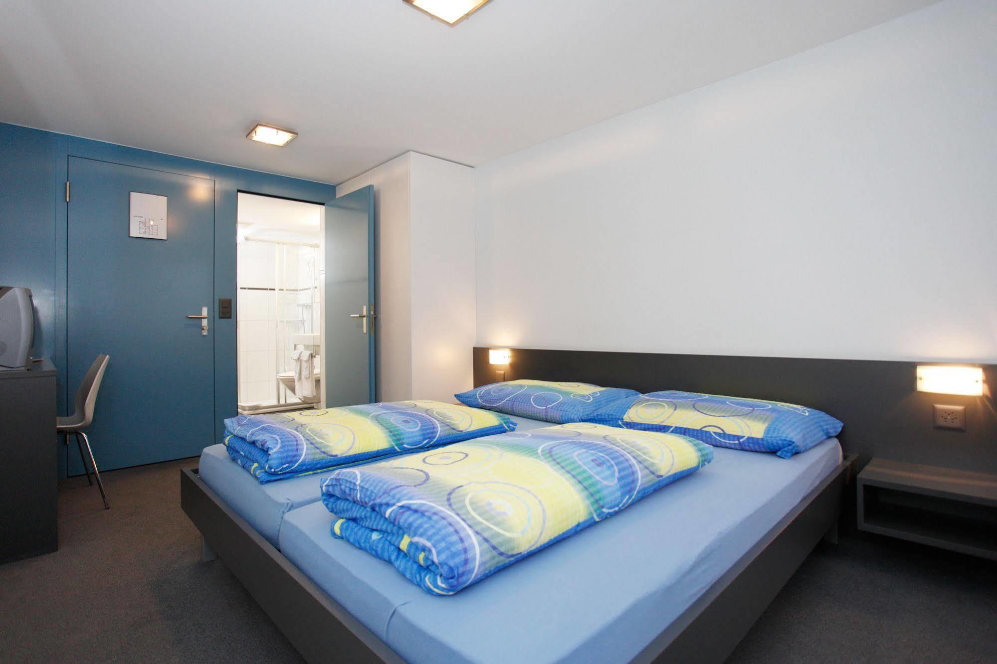 Hotel Krone Attinghausen Exteriör bild